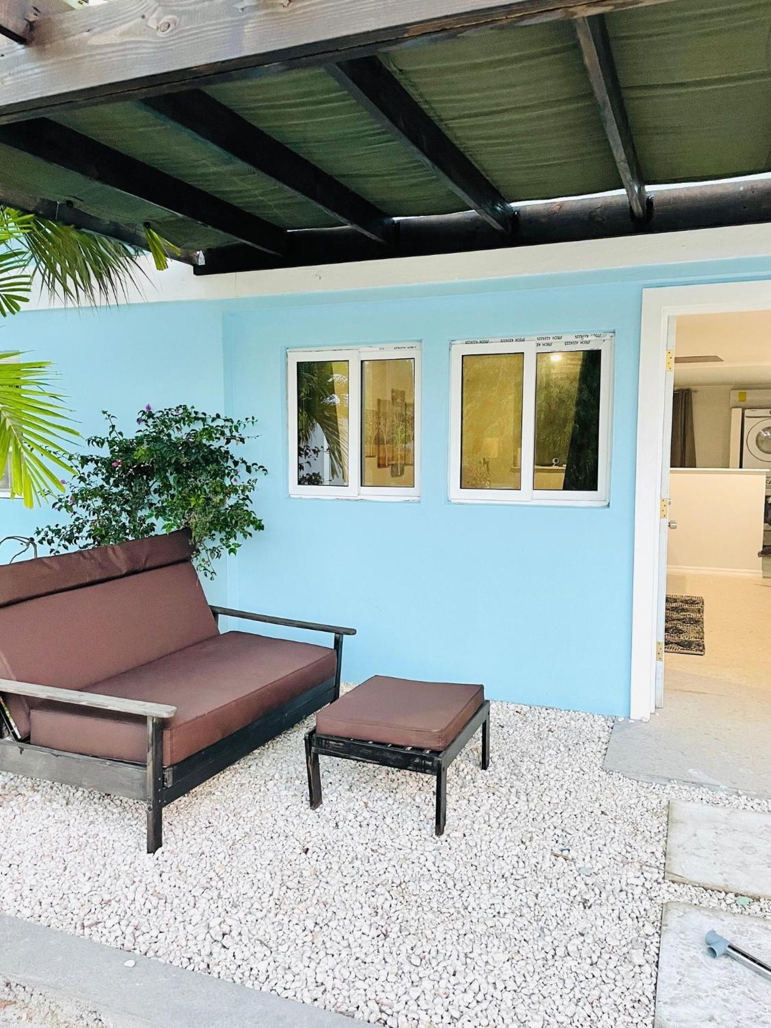 Studio, 100 Feet From The Beach Nassau Dış mekan fotoğraf